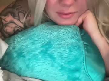 girl Cam Girls Get Busy With Their Dildos With No Shame with desertblondie
