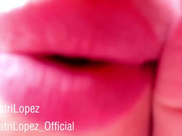 girl
        crazypaty cam image #4398192