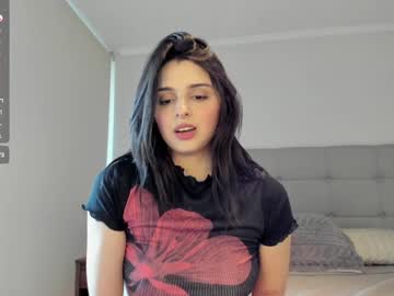 girl
        yourfreakygirl cam image #6412471