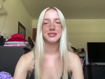 girl
        riababe cam image #1963826