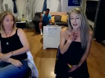 couple
        bjvibez cam image #3977915