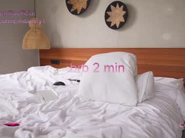 girl
        emilia98xxx cam image #1170870