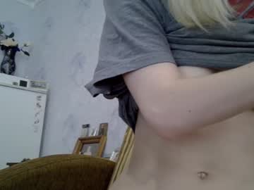 girl
        leraaay cam image #3806789