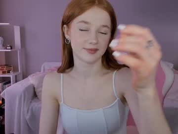 girl
        leahsthetics cam image #6558647