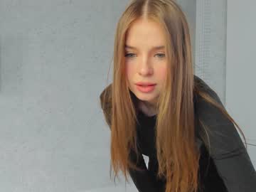 girl
        selfish_ashley cam image #1388012