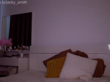 girl
        jacky_smith cam image #3376942