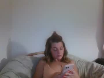 girl
        prettypettypenny cam image #4840985