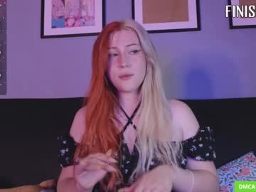 girl
        princess_sofiee cam image #4268805