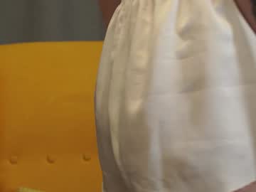 girl
        harrieteasley cam image #5612019