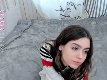 girl
        connieambes cam image #2787459