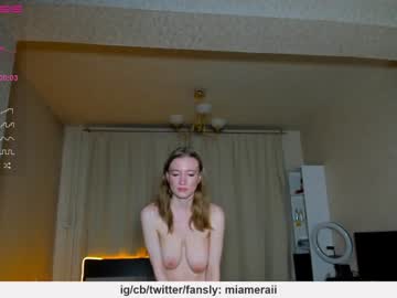 girl
        bigtitslav123 cam image #1772615