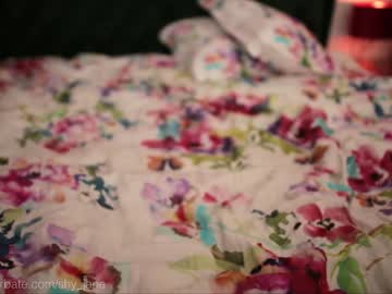 girl
        shy_jane cam image #519695