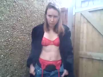 girl
        eatmypie69 cam image #3542871