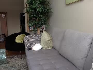 girl
        yogagirl777 cam image #3515272