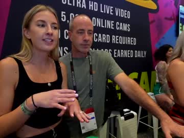 couple
        blondefoxsilverfox cam image #608648