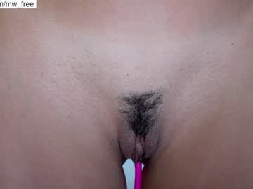 girl
        miiiawallace cam image #1805571