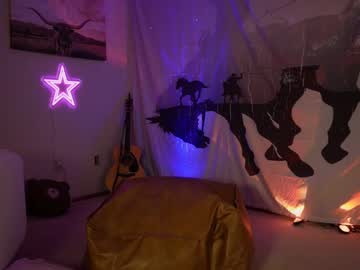 girl
        lucy_gooosey cam image #6249422