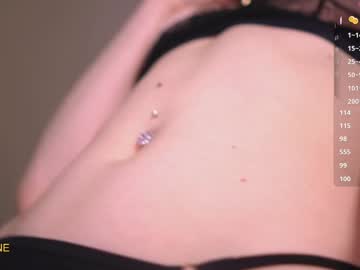 girl
        sweetkira555 cam image #6682979