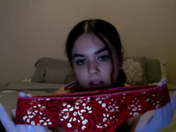 girl
        gia_is_horny cam image #2205309