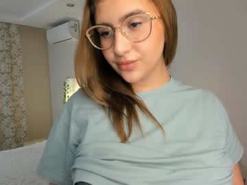 girl
        garynhammond cam image #5309322