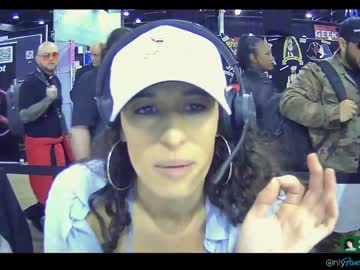 girl
        blissense cam image #1369059