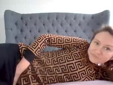 girl
        eatmypie69 cam image #3564065