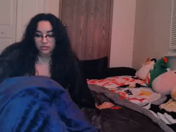 couple
        elliewilliamsgf cam image #3510332