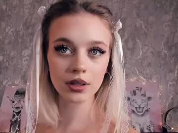 girl
        gladysharn cam image #4719023