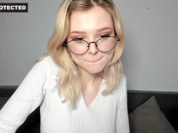 girl
        grace_smitt cam image #4657067