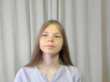 girl
        janicereeves cam image #2368426