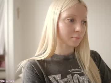 girl
        pureangeldolores cam image #3784939