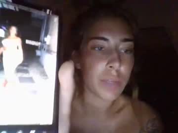 girl
        aellarose cam image #2024284
