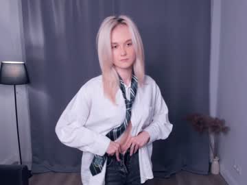 girl Cam Girls Get Busy With Their Dildos With No Shame with sellar_moon