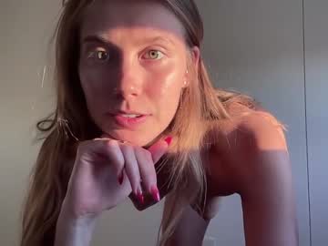 girl
        jasminjasm cam image #3663174