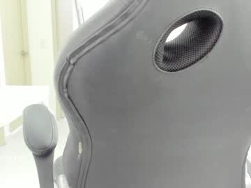 couple
        emillybrowm cam image #4980794