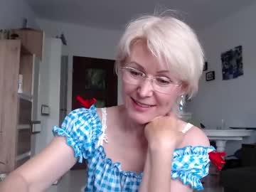 girl
        jasmin18v cam image #1575176