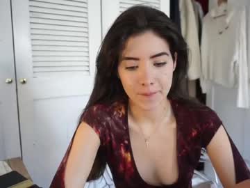 girl
        soifiee cam image #1950251