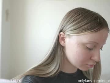 girl
        pureangeldolores cam image #3469736