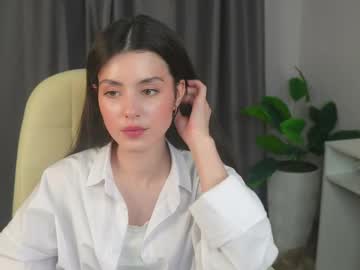 girl Cam Girls Get Busy With Their Dildos With No Shame with lucky_forme