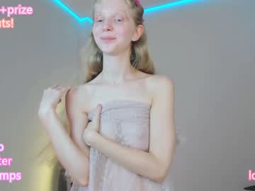 girl
        jenny_ames cam image #2418632