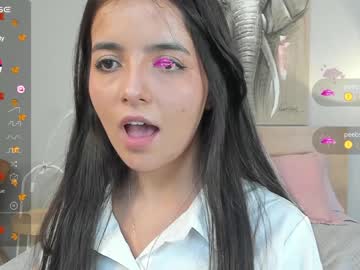 girl
        raychell_black cam image #2977334