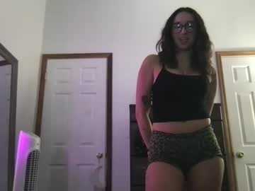 girl
        heyyitskhloe cam image #4444487