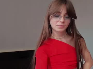 girl
        monicca_ cam image #4772091