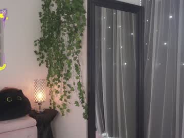 girl
        mysticxkitty cam image #6655183
