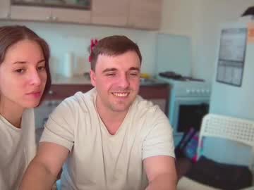 couple
        ihavepaws33 cam image #5547228