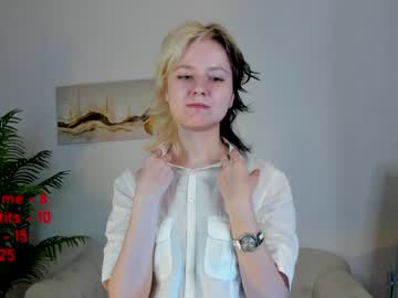 girl
        kate_blush_ cam image #4447169
