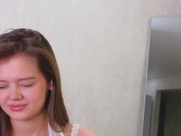 girl
        itwasinsimpsons cam image #3715250