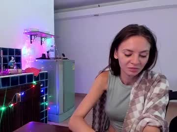 girl
        petite_doll49 cam image #5839361