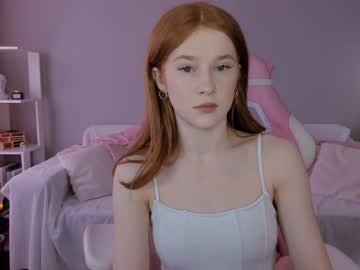 girl
        leahsthetics cam image #6558552