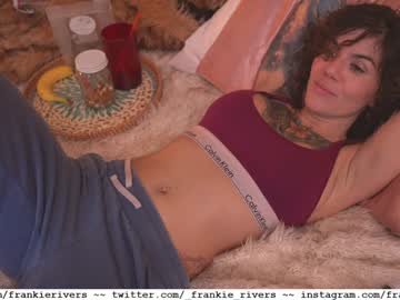 girl
        _frankie_rivers cam image #5561018